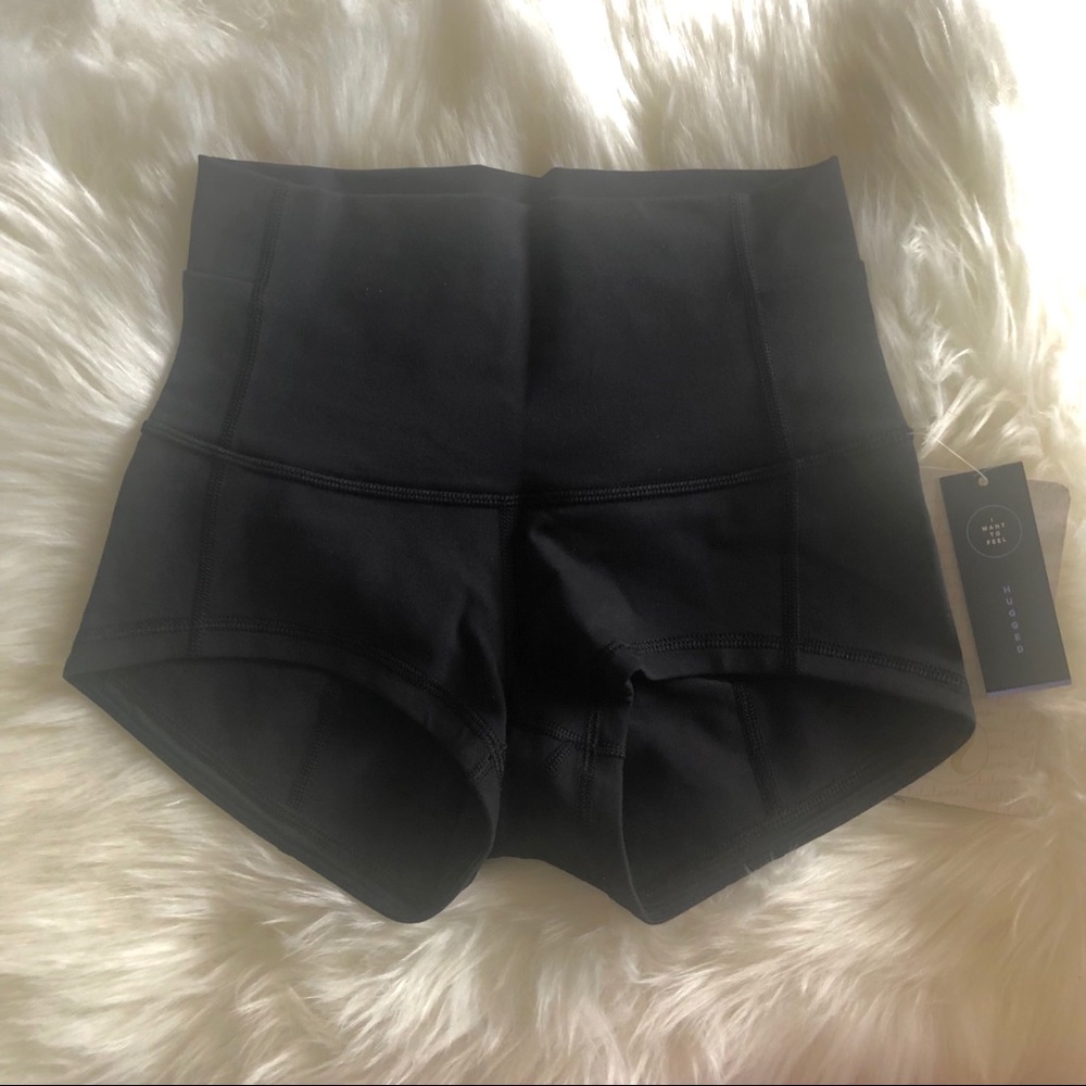 Lululemon Wunder Short 2”